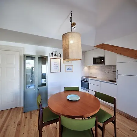 Batalha Apartment 4*